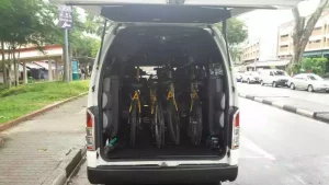 toyota hiace hiroof singapore maxi cab bicycle transport with 4 bicycles